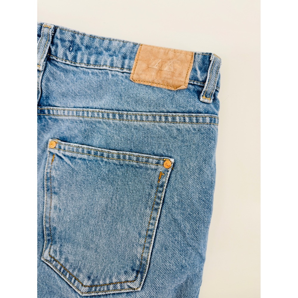 ZARA Womens High Waisted Straight Leg Frayed Hem Blue Jeans Size 8 - Picture 4 of 4